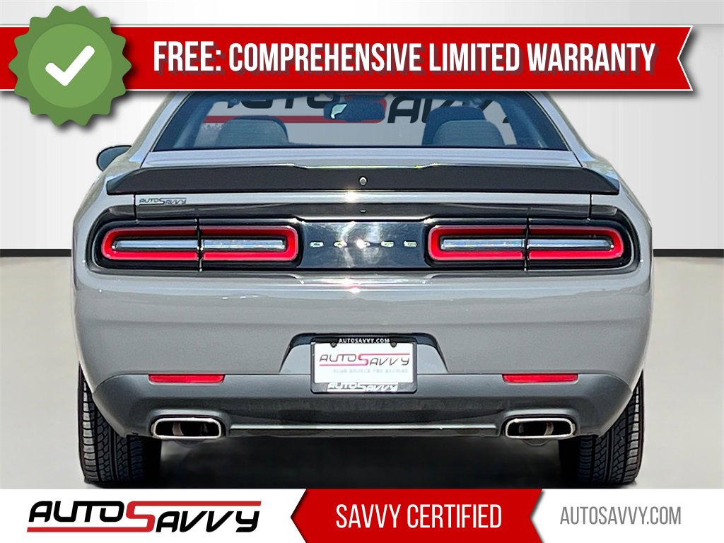 Used 2023 Dodge Challenger SXT image 6