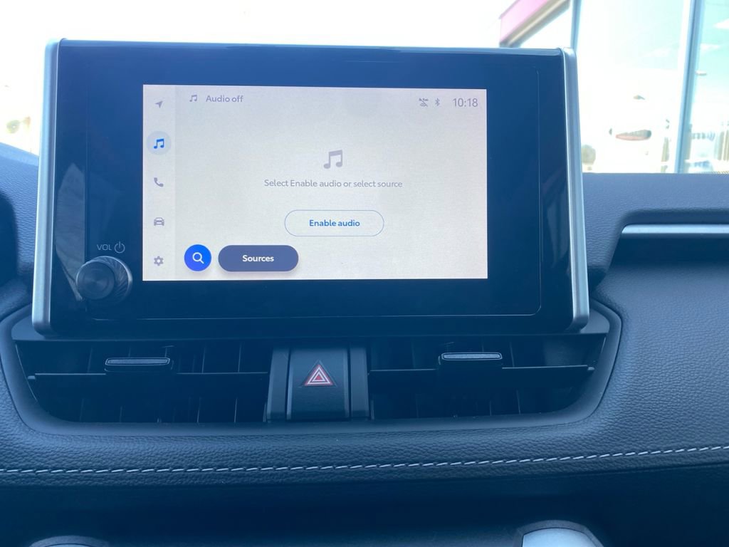 Used 2025 Toyota RAV4 XLE image 20