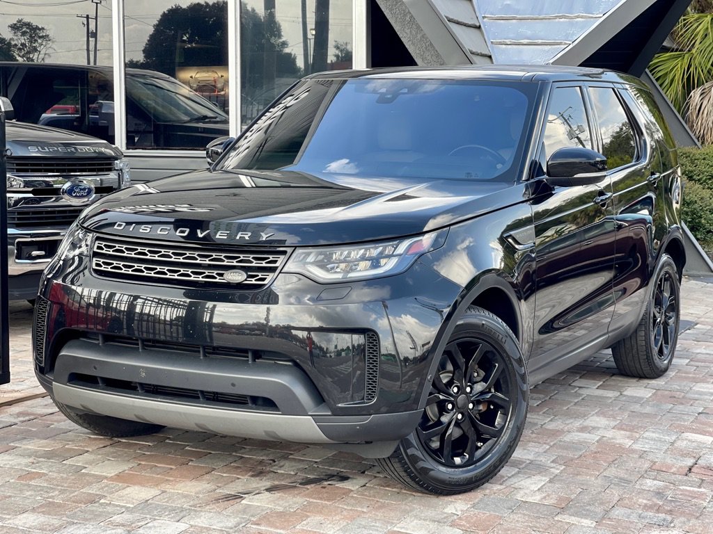 Used 2017 Land Rover Discovery SE AWD/4WD image 1