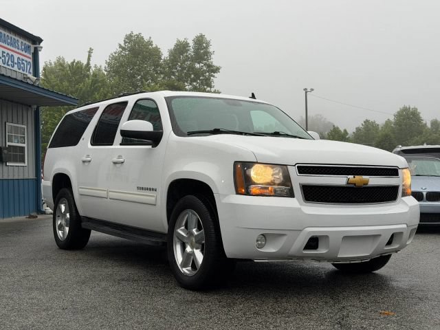 Used 2012 Chevrolet Suburban LT w/ Luxury Package AWD/4WD image 7