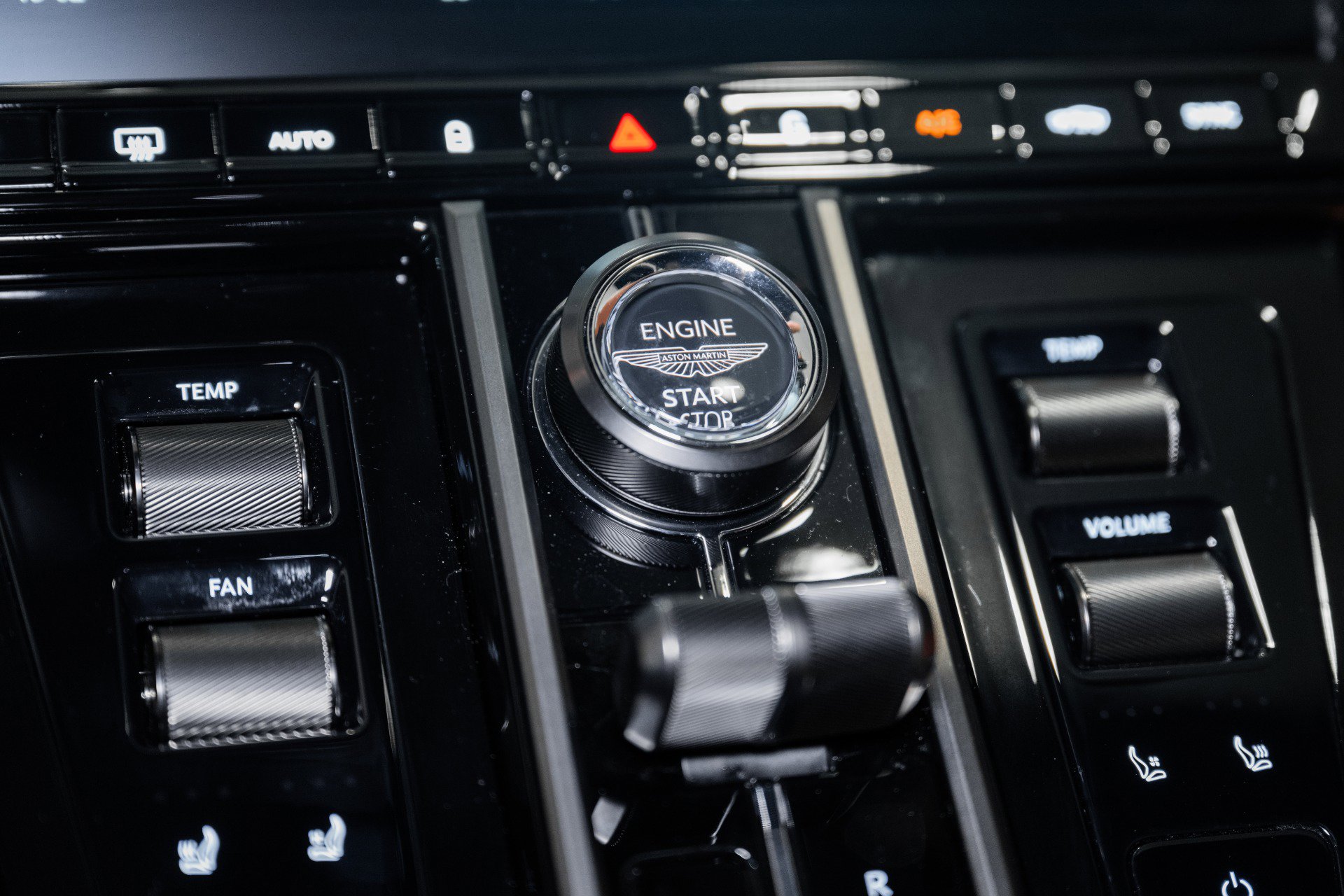 New 2026 Aston Martin V8 Vantage S RWD image 26