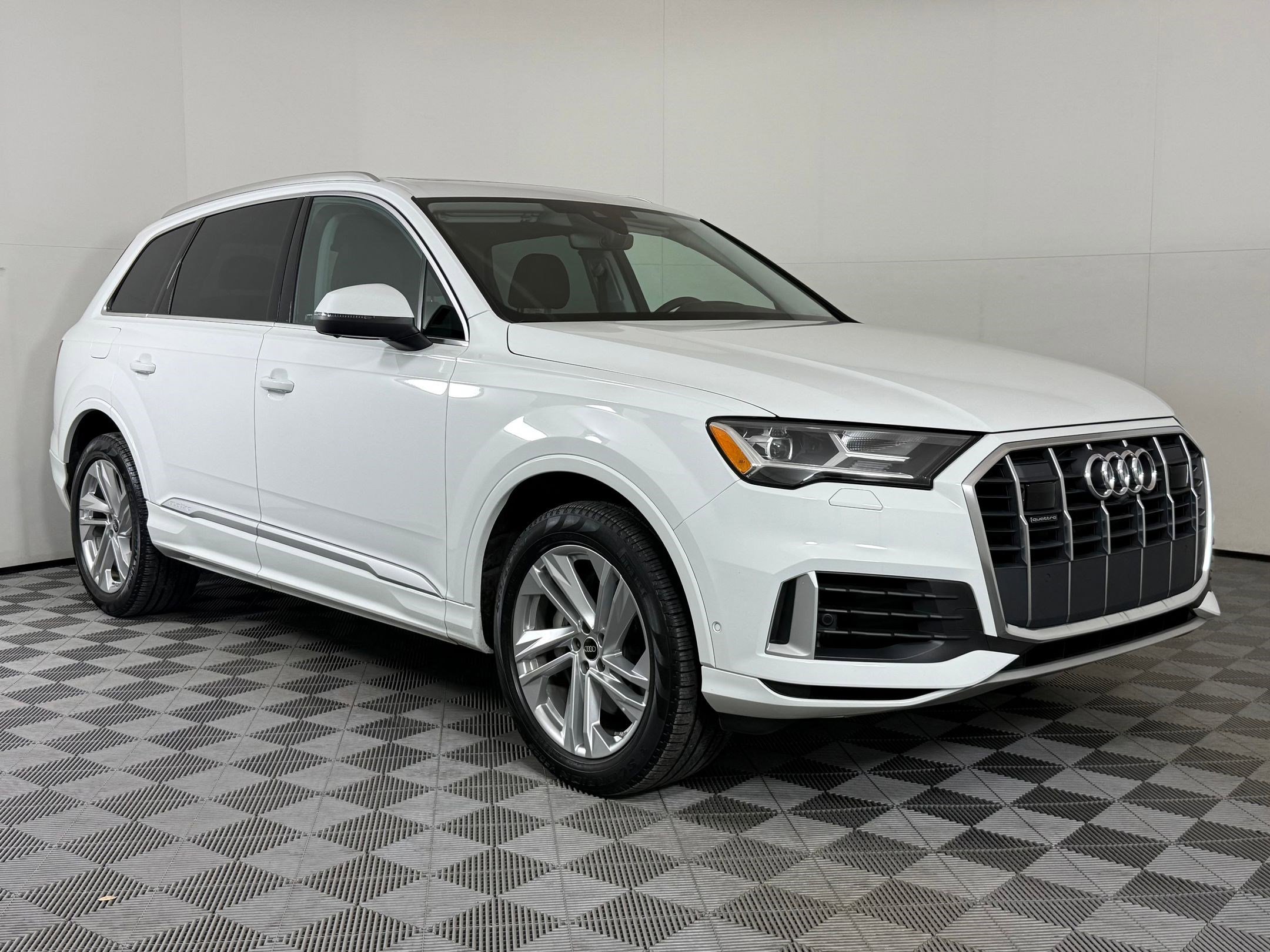 Certified 2022 Audi Q7 Premium Plus w/ Premium Plus Package image 7