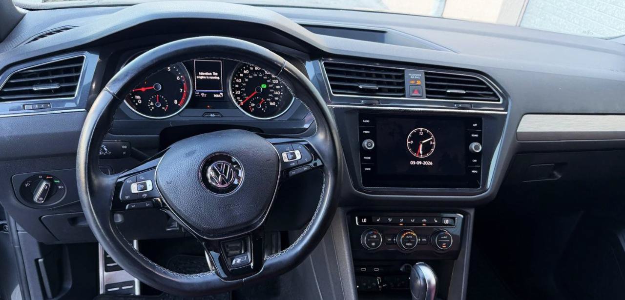 Used 2021 Volkswagen Tiguan SE R-Line FWD image 19