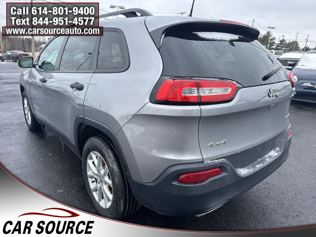 Used 2016 Jeep Cherokee Sport w/ Cold Weather Group image 4