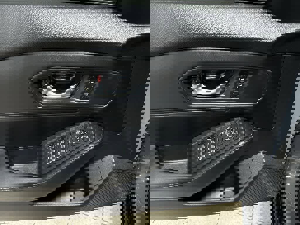 Used 2024 Honda Accord Sport image 22