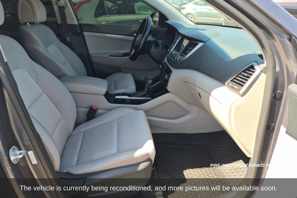 Used 2018 Hyundai Tucson Value FWD image 15