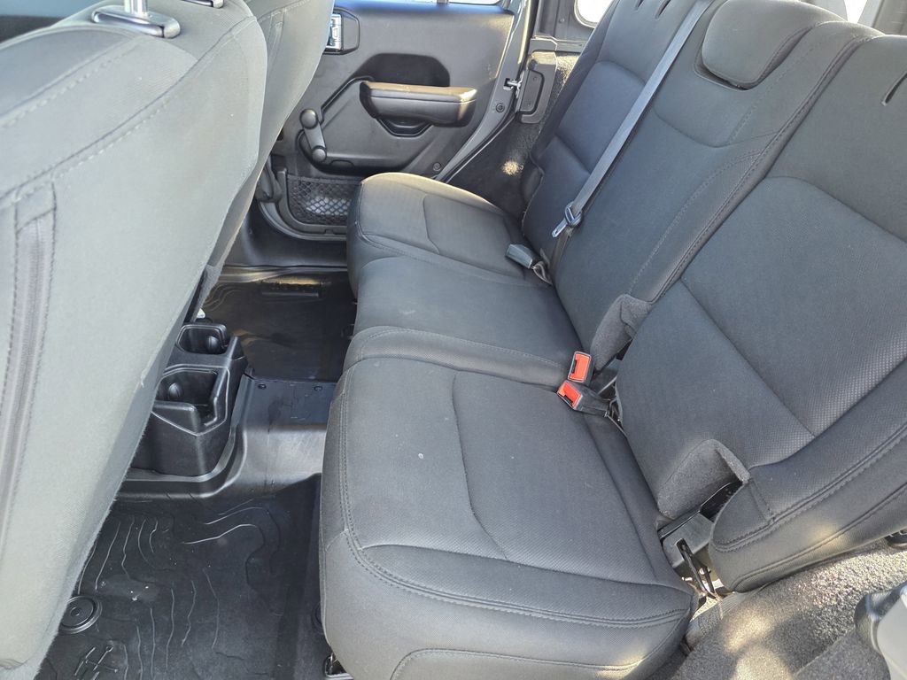 Used 2020 Jeep Wrangler Unlimited Sport image 15