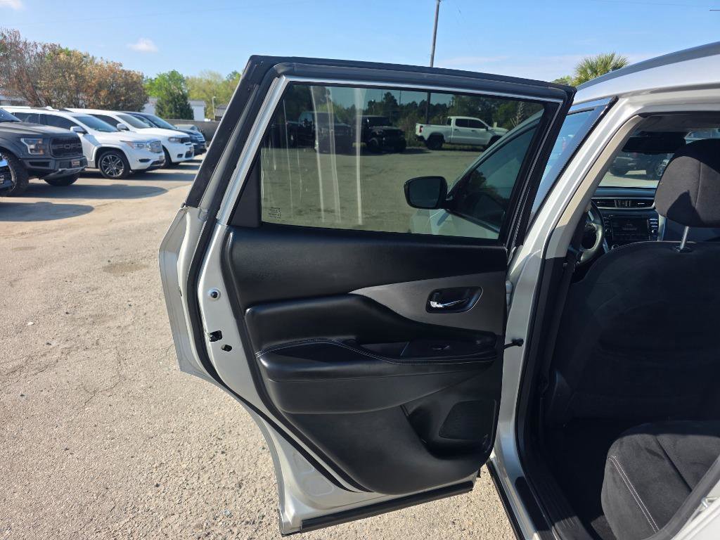 Used 2021 Nissan Murano SV FWD image 8