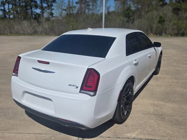 Used 2019 Chrysler 300 S image 6