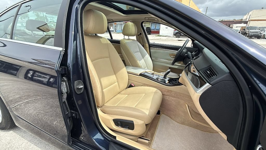 Used 2014 BMW 528i Sedan RWD image 41