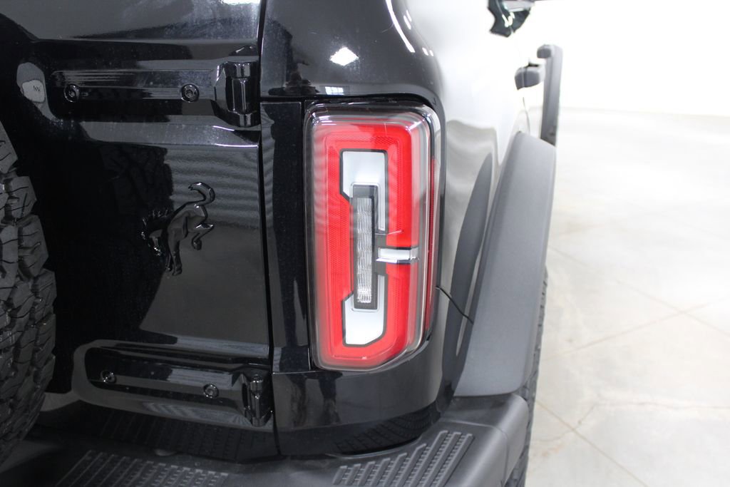 New 2025 Ford Bronco Badlands image 12