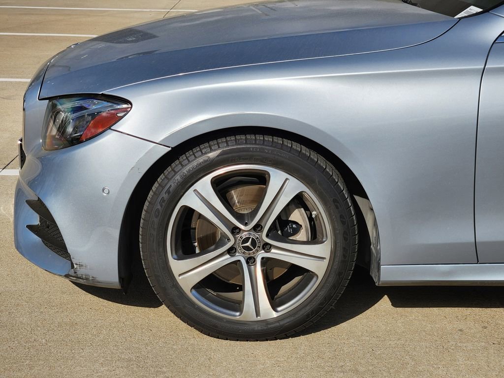 Used 2018 Mercedes-Benz E 300 image 8