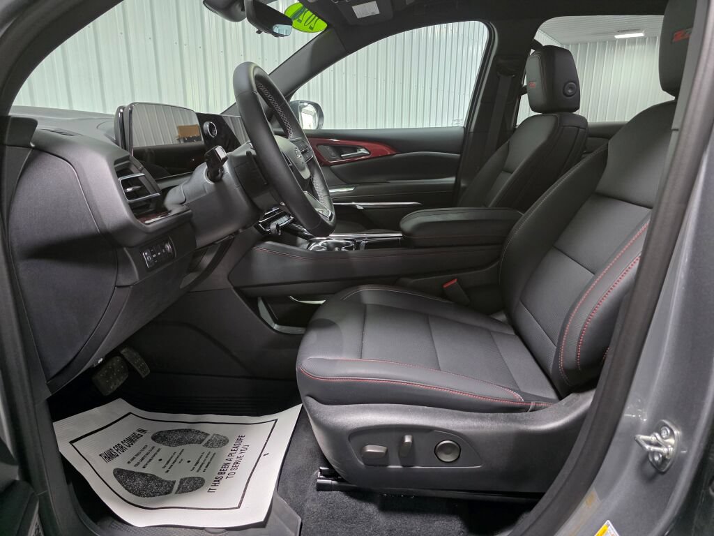Used 2026 Chevrolet Traverse Z71 AWD/4WD image 9