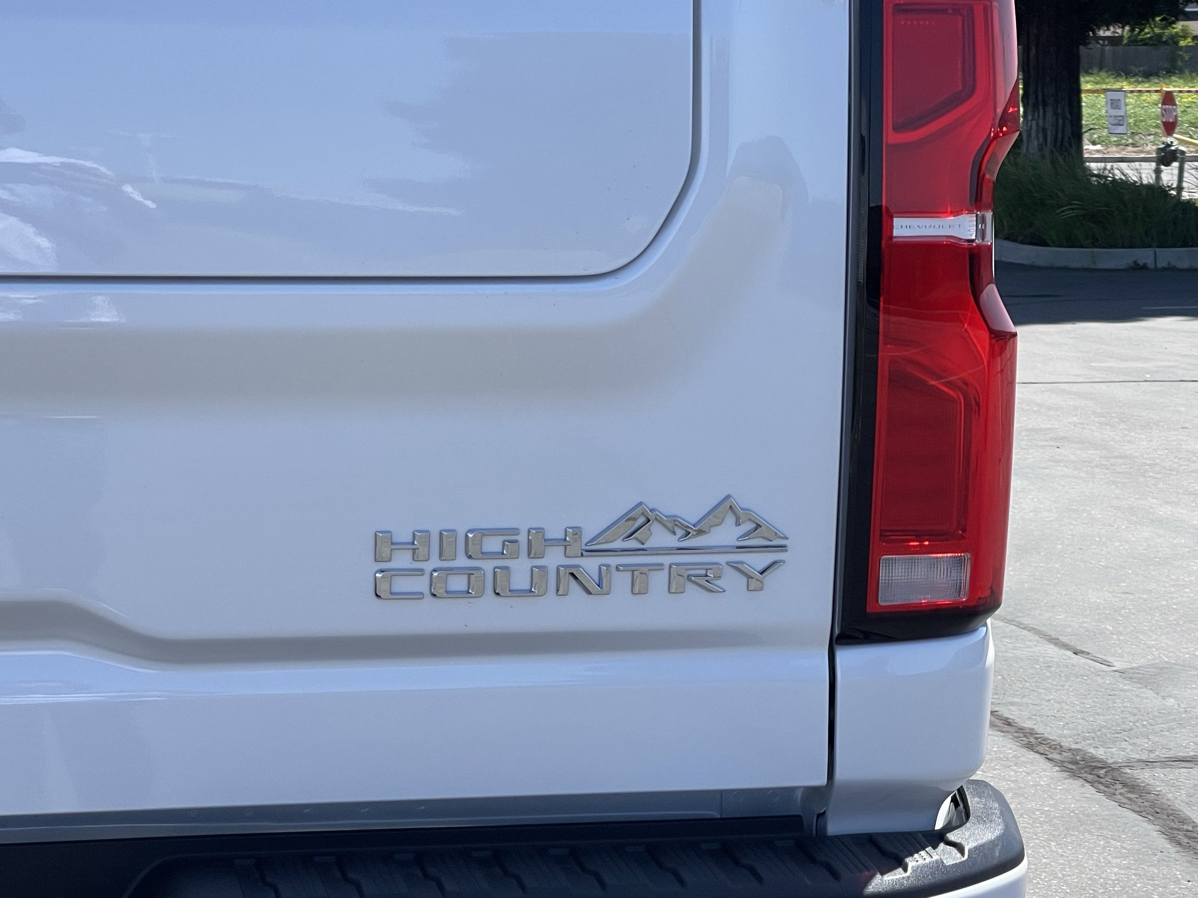 New 2025 Chevrolet Silverado 2500 High Country w/ Technology Package image 8
