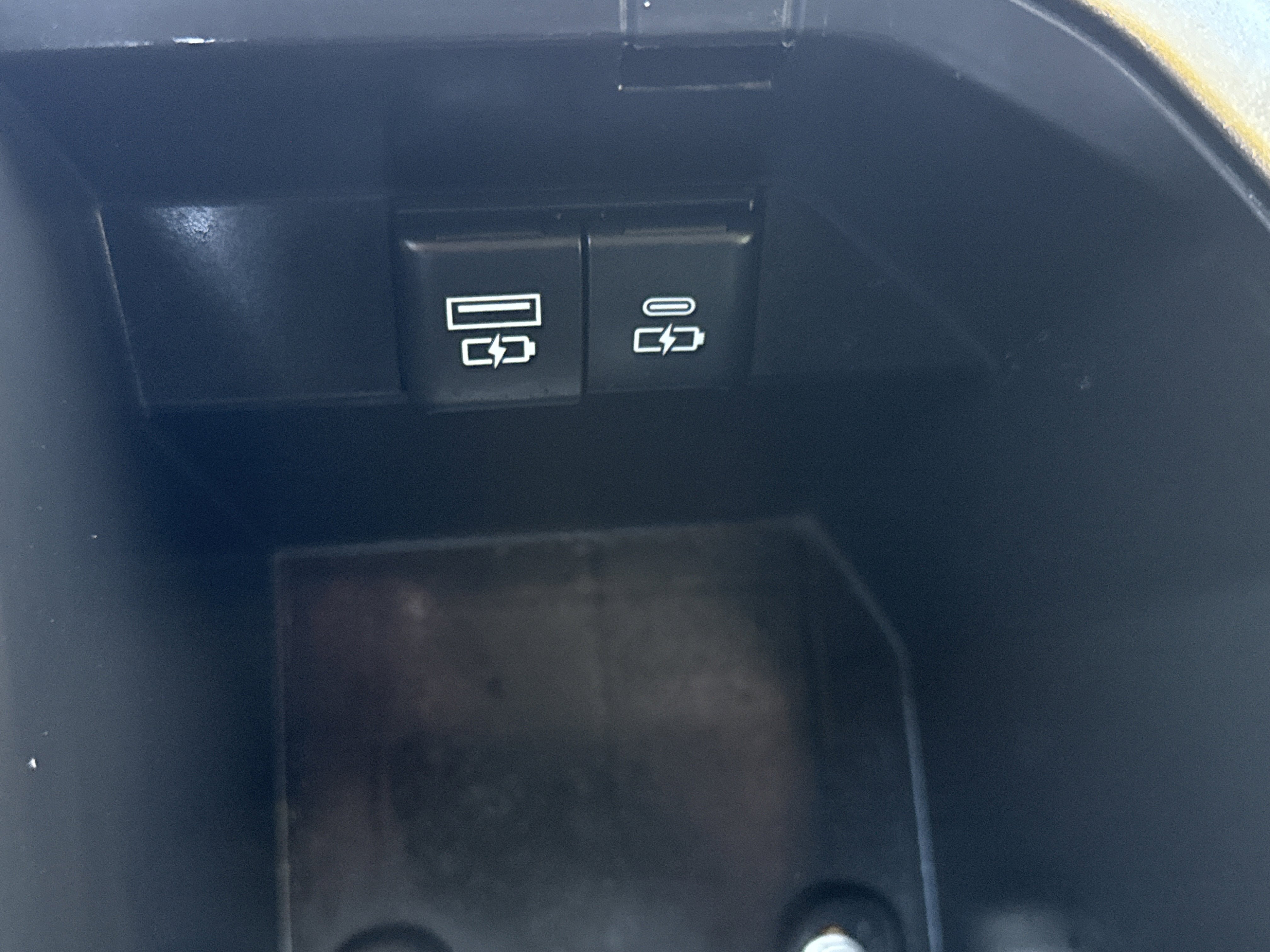 Used 2021 Toyota Camry LE FWD image 15