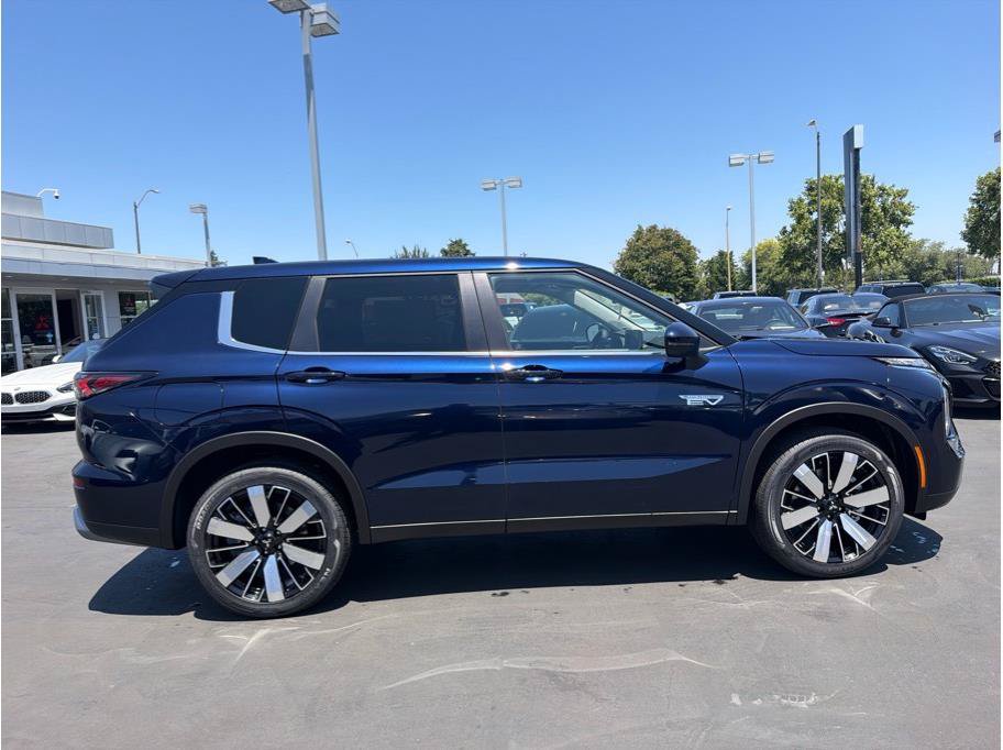 New 2026 Mitsubishi Outlander SE AWD/4WD image 4