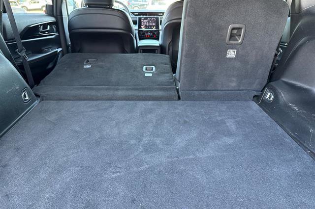 Used 2023 Jeep Grand Cherokee Altitude AWD/4WD image 16