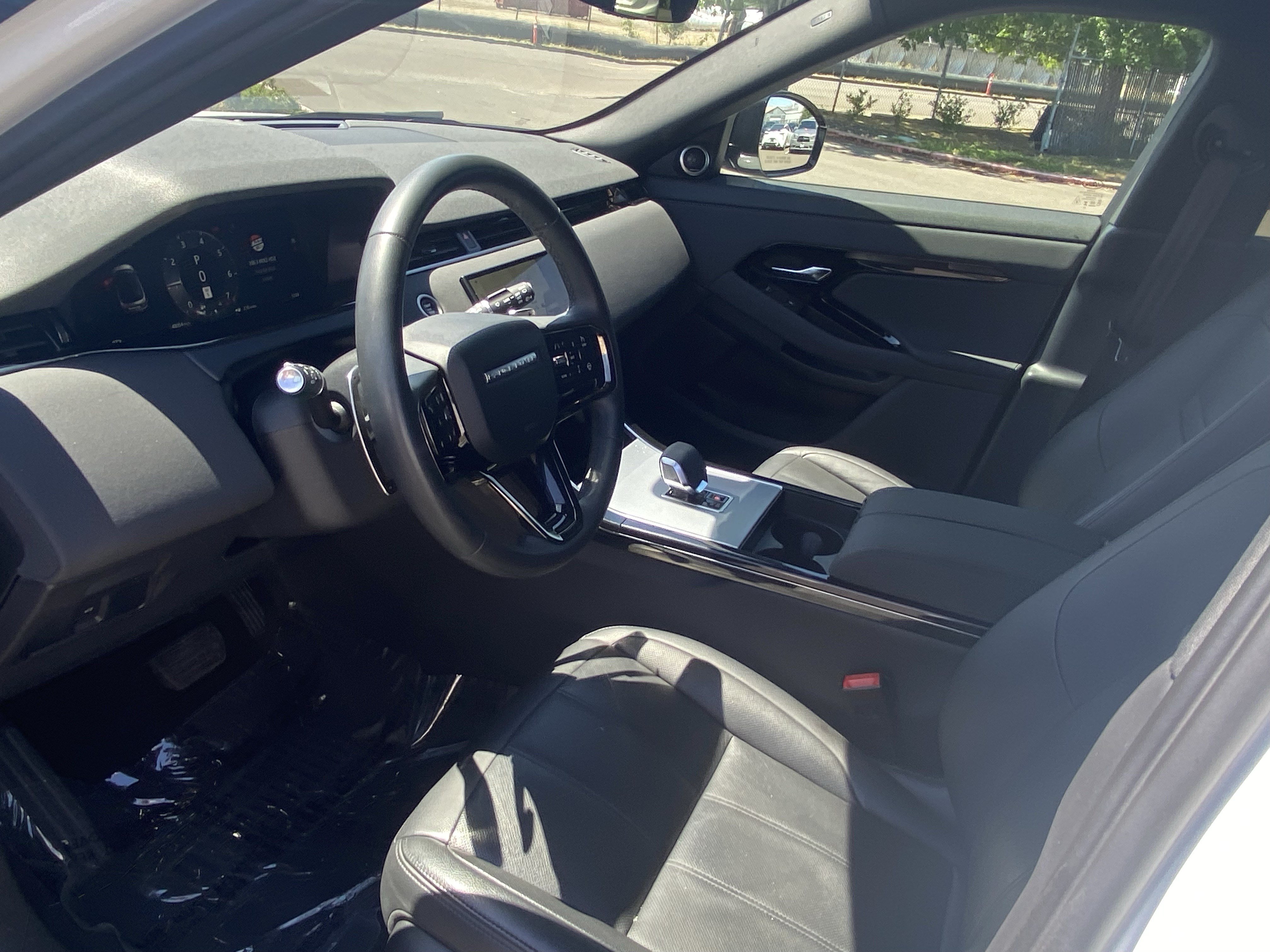 Used 2024 Land Rover Range Rover Evoque S AWD/4WD image 10
