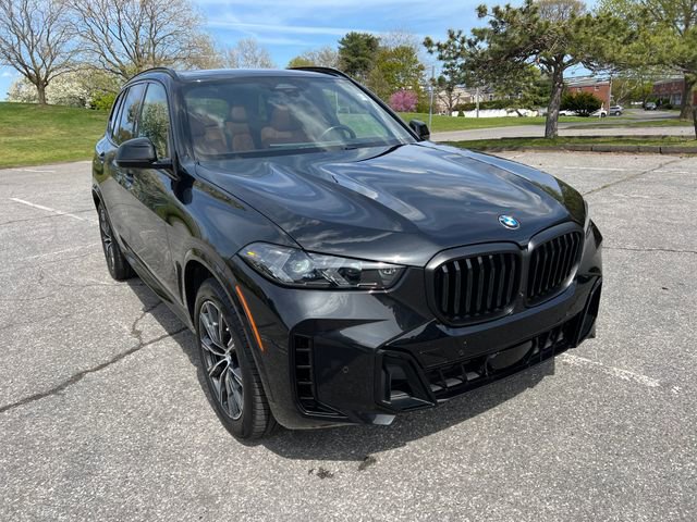 Used 2024 BMW X5 xDrive40i w/ Executive Package AWD/4WD image 2