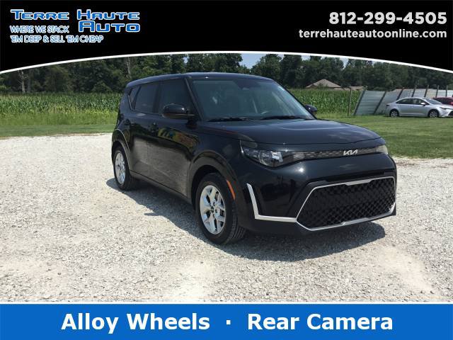 Used 2024 Kia Soul LX w/ Option Group 015 FWD image 1