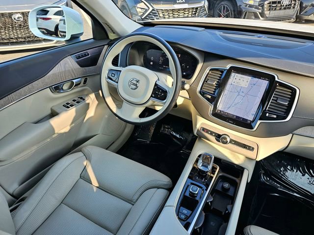 Used 2023 Volvo XC90 B6 Ultimate w/ Protection Package image 30