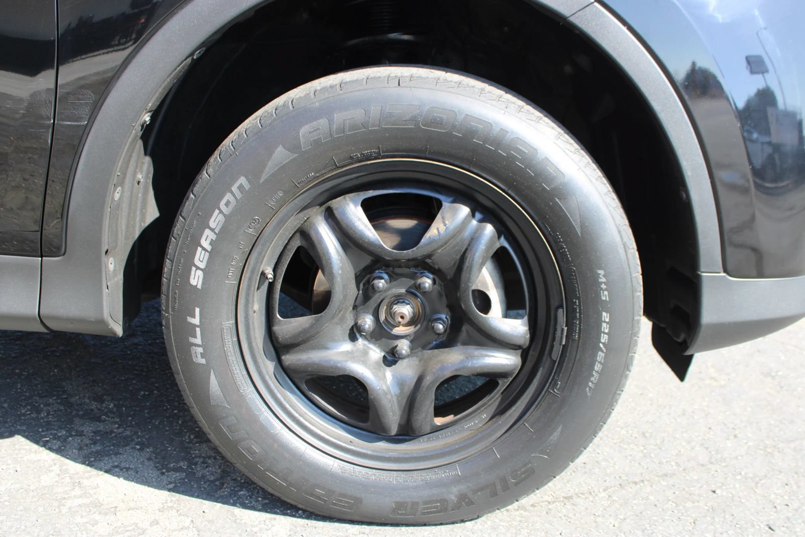 Used 2013 Toyota RAV4 LE FWD image 16