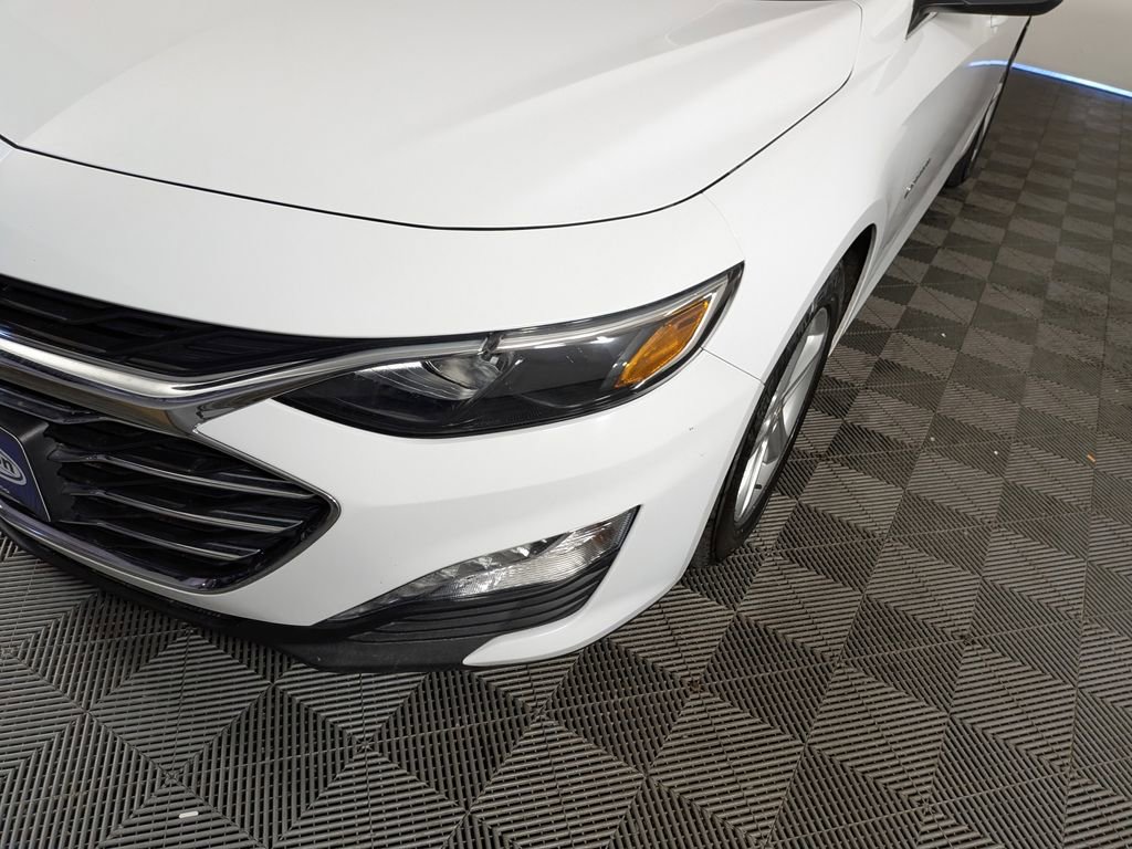 Used 2024 Chevrolet Malibu LT image 11