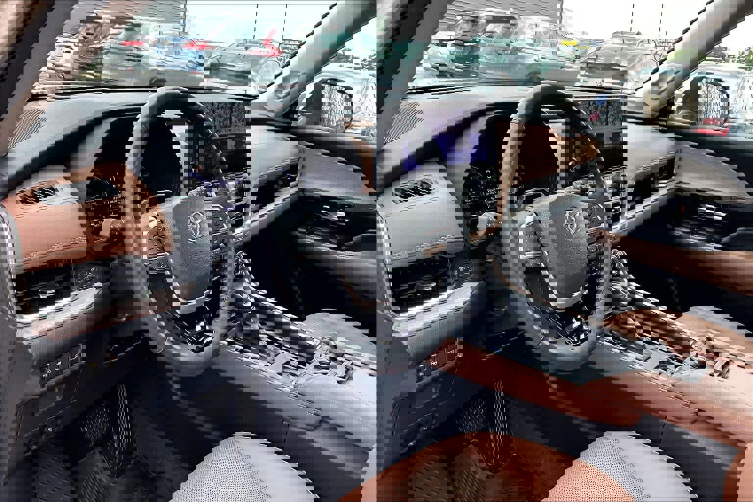 Used 2024 Toyota Grand Highlander Platinum image 17