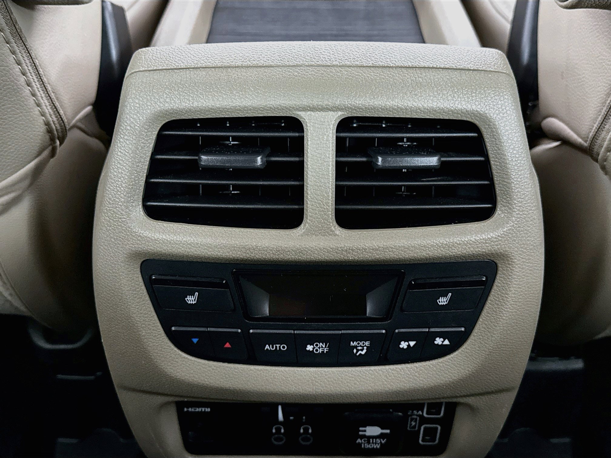 Certified 2019 Honda Pilot Touring image 26