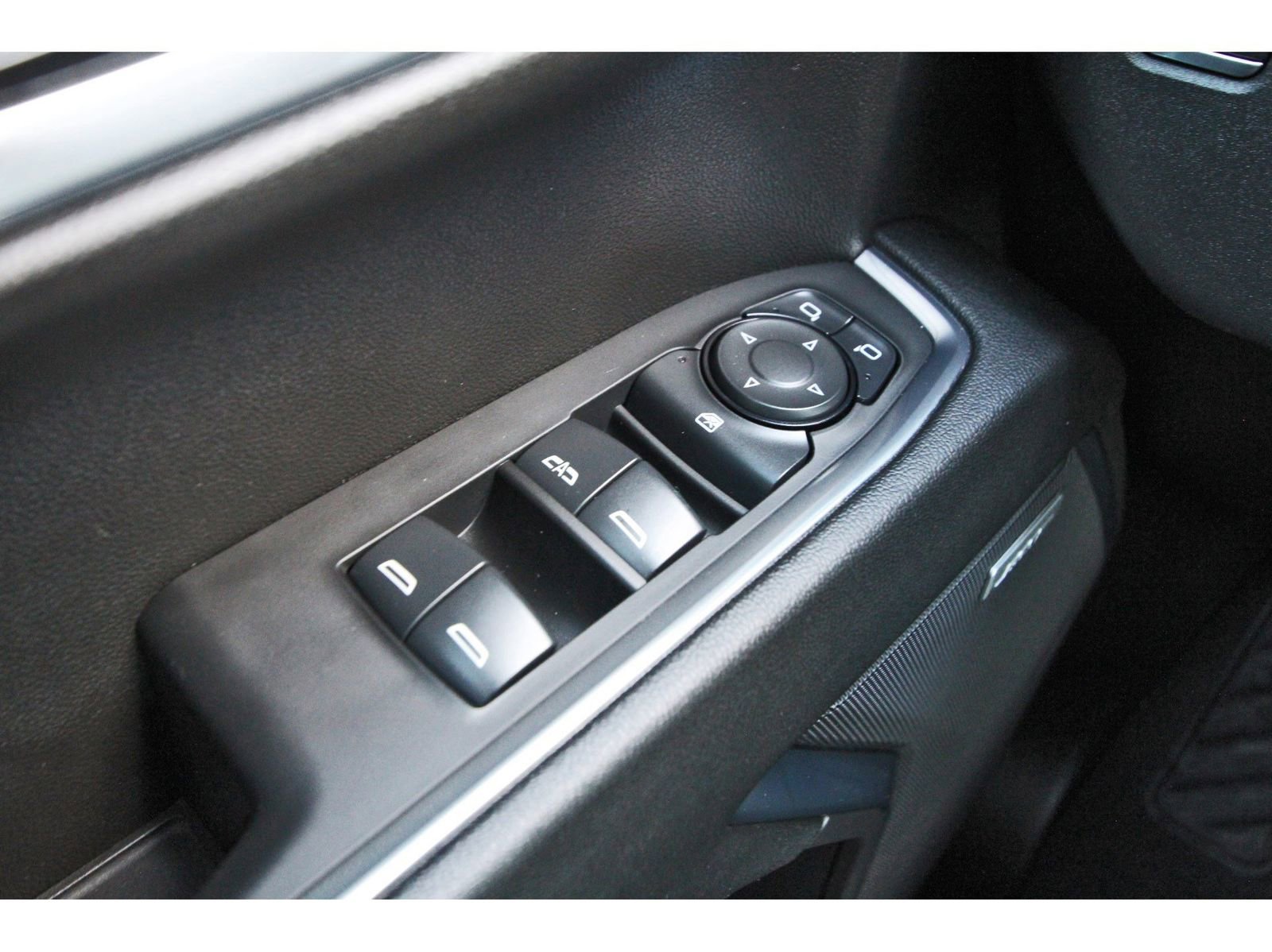 Used 2024 Chevrolet Silverado 1500 LT Trail Boss w/ Convenience Package II image 23