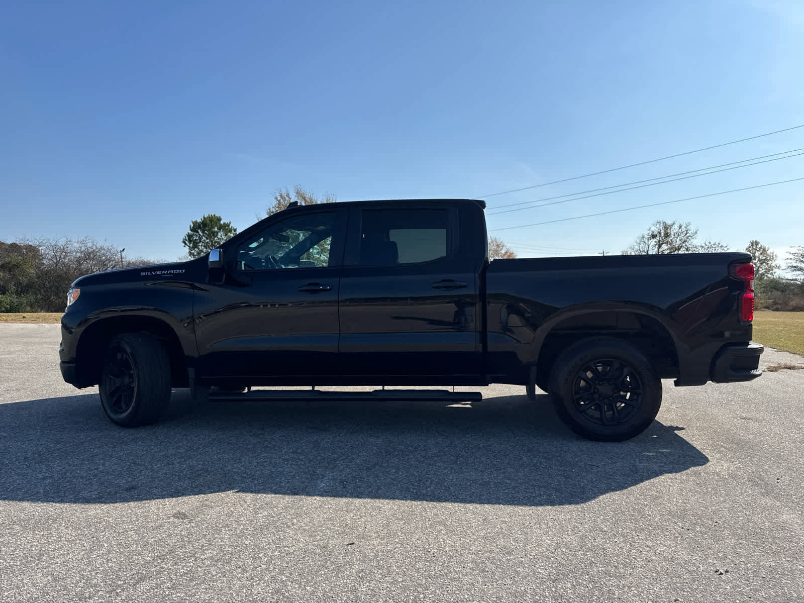 Used 2023 Chevrolet Silverado 1500 LT image 4