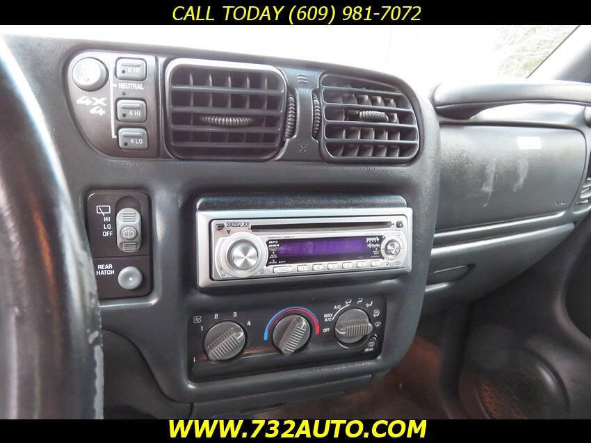 Used 2001 GMC Jimmy SLT image 11