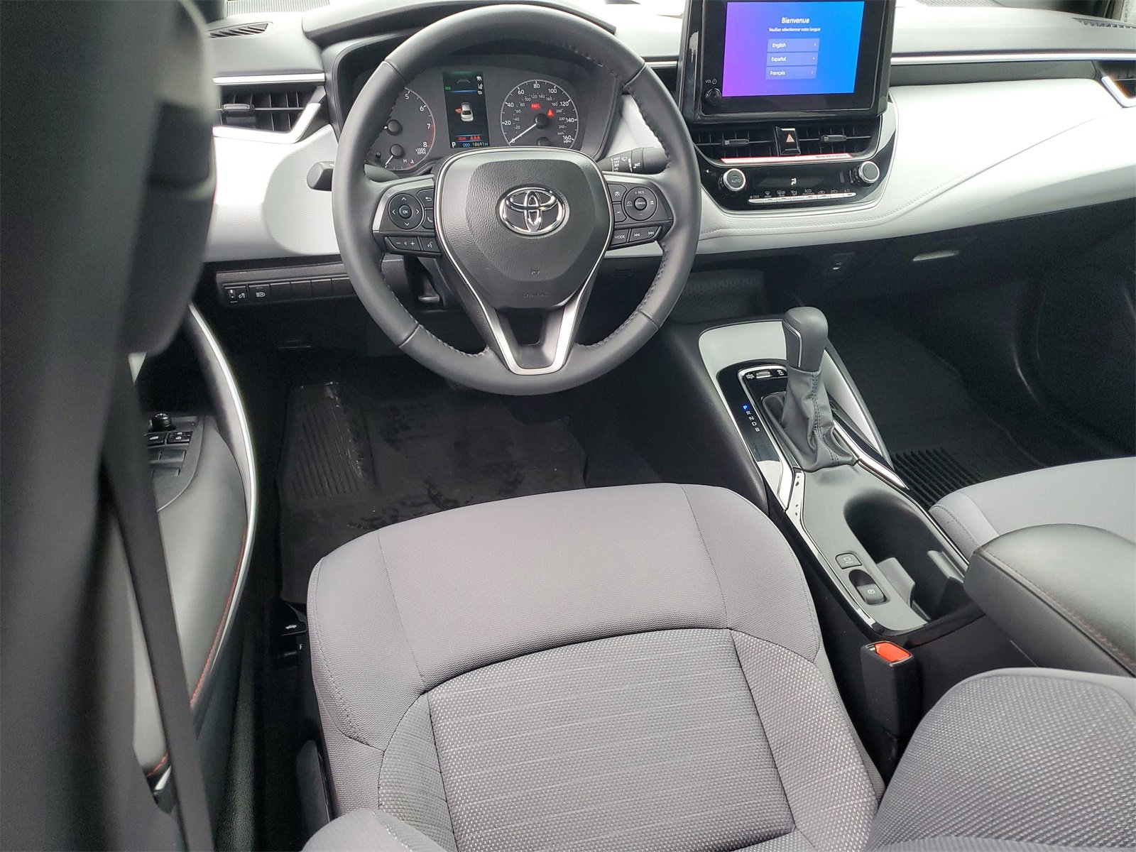 Used 2024 Toyota Corolla SE image 11