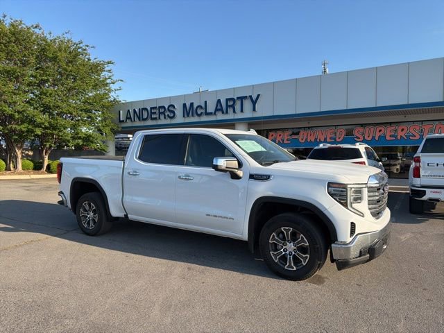 Used 2024 GMC Sierra 1500 SLT RWD image 1