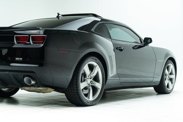 Used 2012 Chevrolet Camaro SS RWD image 13