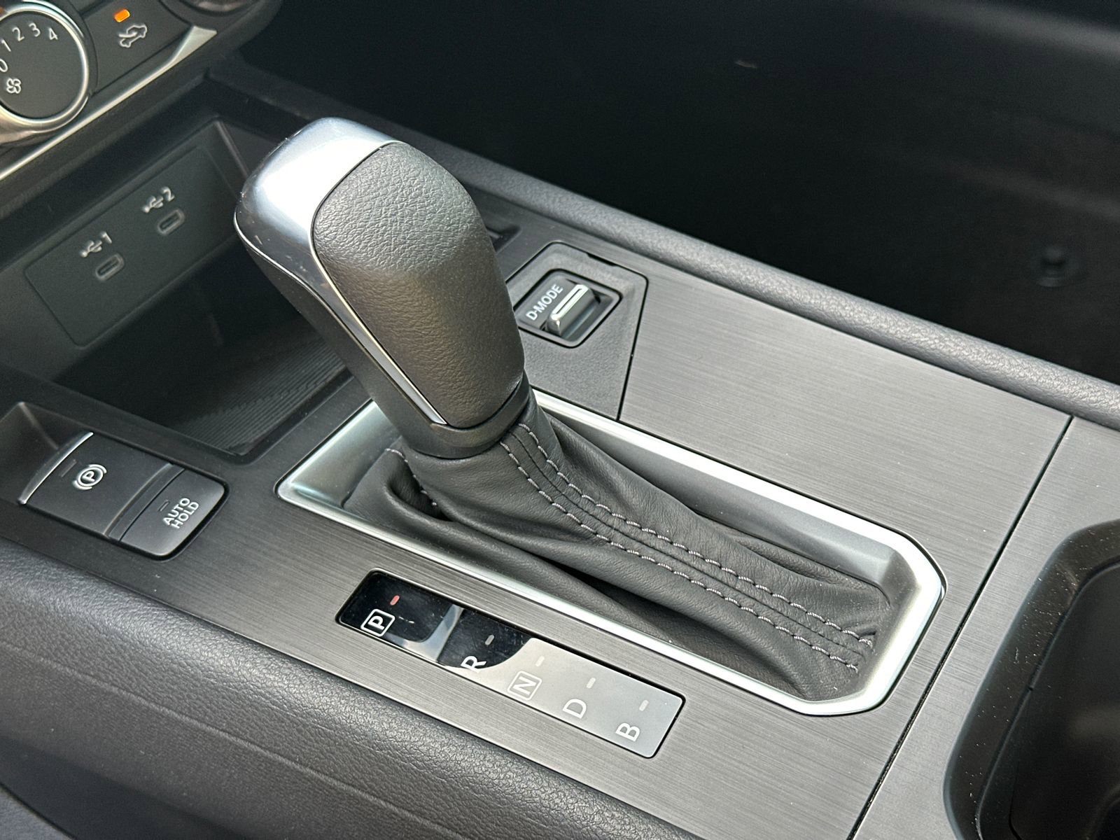 New 2026 Nissan Kicks S image 30