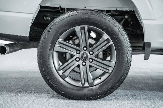 Certified 2023 Ford F150 Lariat w/ Equipment Group 502A High image 17