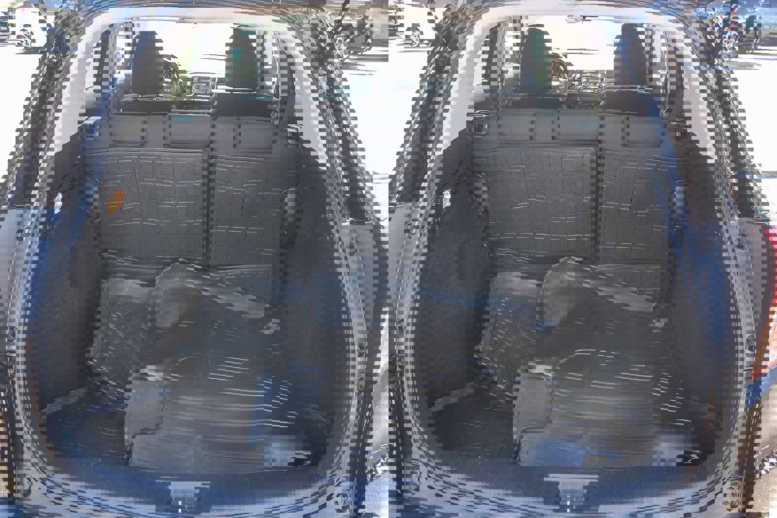 Used 2016 Honda HR-V LX image 37