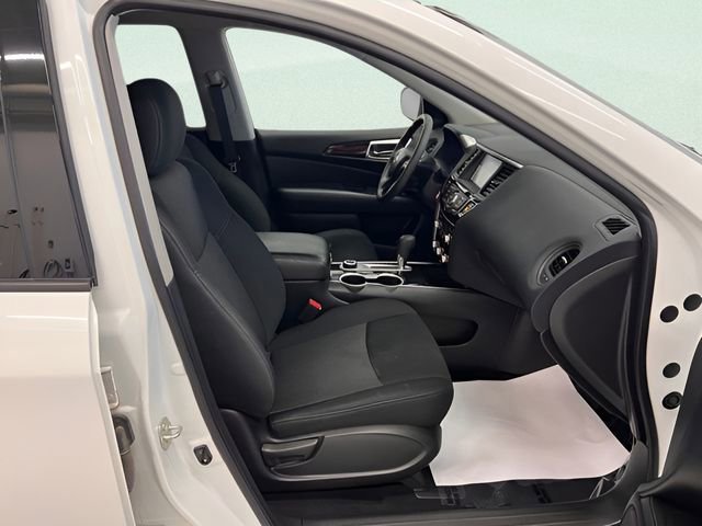 Used 2020 Nissan Pathfinder S image 16