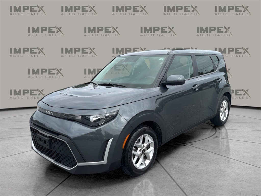 Used 2023 Kia Soul LX w/ Option Group 015