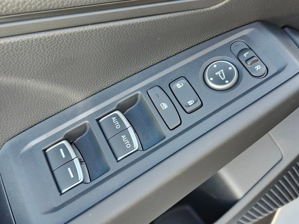 New 2025 Honda Accord LX image 27