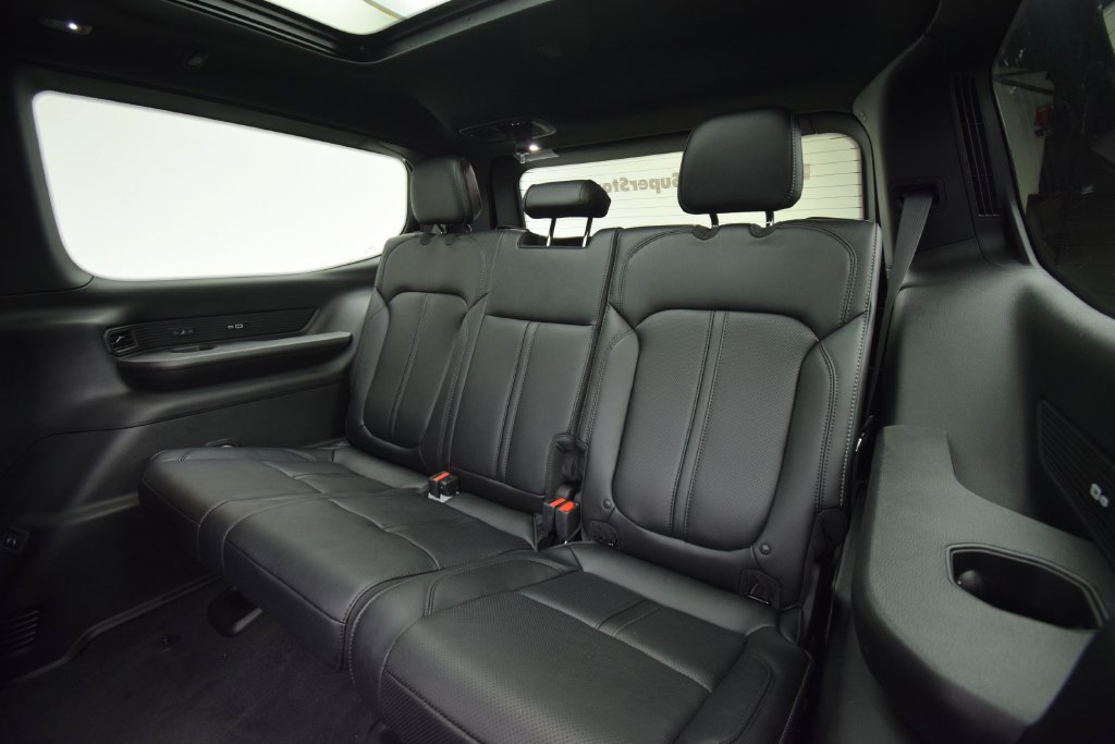 New 2026 Jeep Grand Wagoneer Limited AWD/4WD image 41