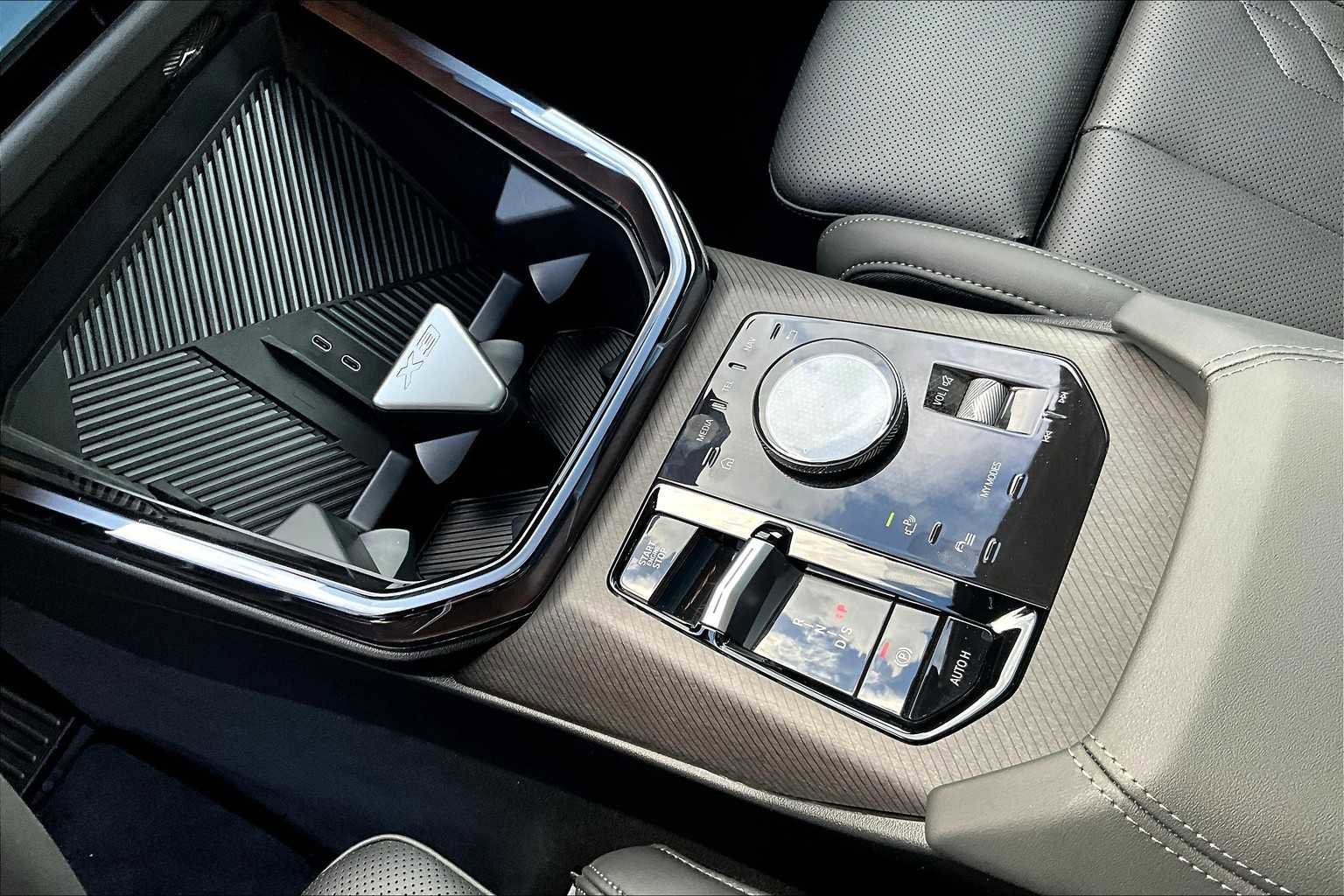 Used 2026 BMW X3 xDrive30 w/ Premium Package image 8