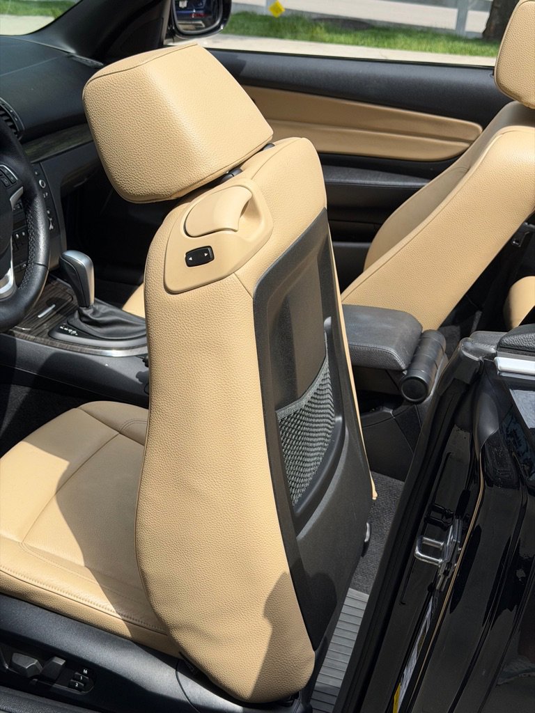 Used 2013 BMW 128i Convertible RWD image 32