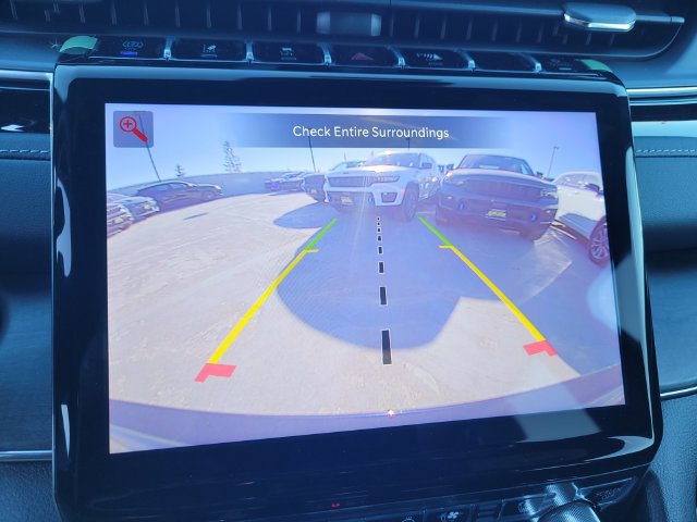 New 2024 Jeep Grand Cherokee Overland w/ Trailer Tow Package AWD/4WD image 10