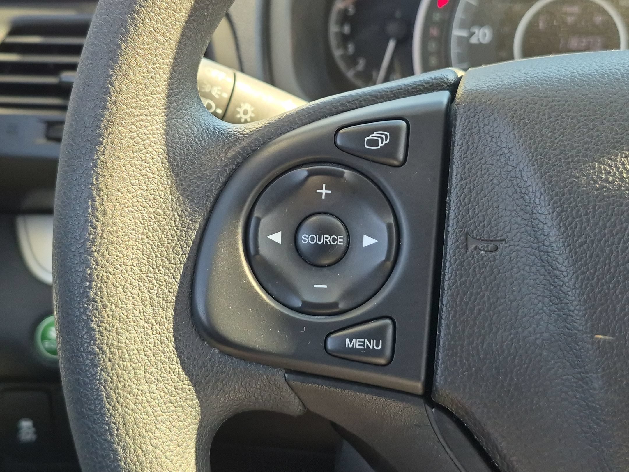 Used 2016 Honda CR-V LX image 16