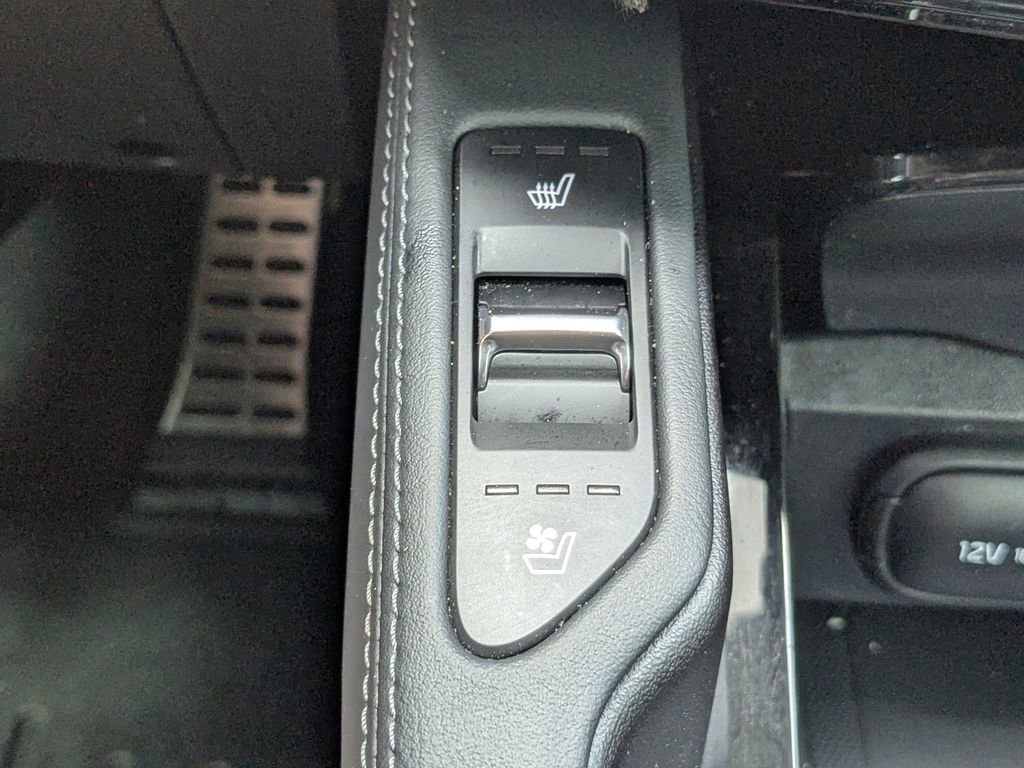 Used 2024 Kia Telluride SX Prestige w/ Towing Package image 23