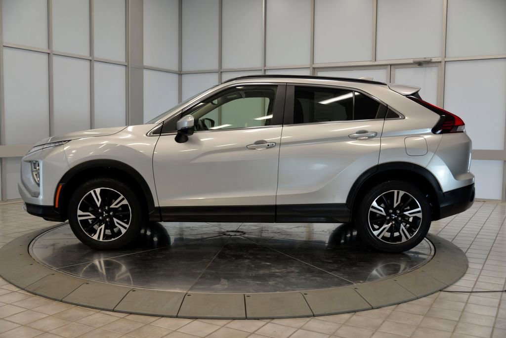 Used 2023 Mitsubishi Eclipse Cross SE image 5