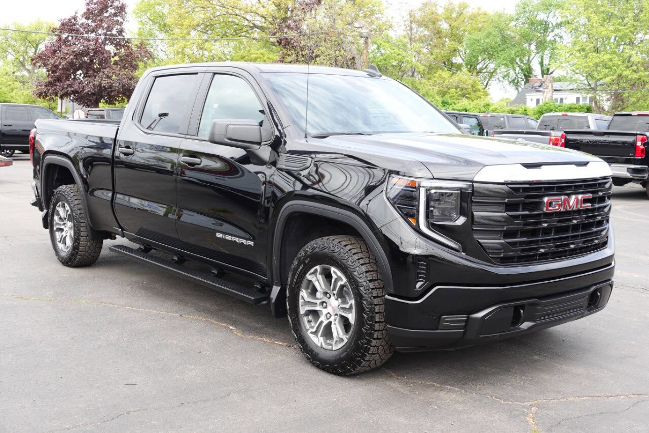 Used 2024 GMC Sierra 1500 Pro w/ Pro Value Package AWD/4WD image 5