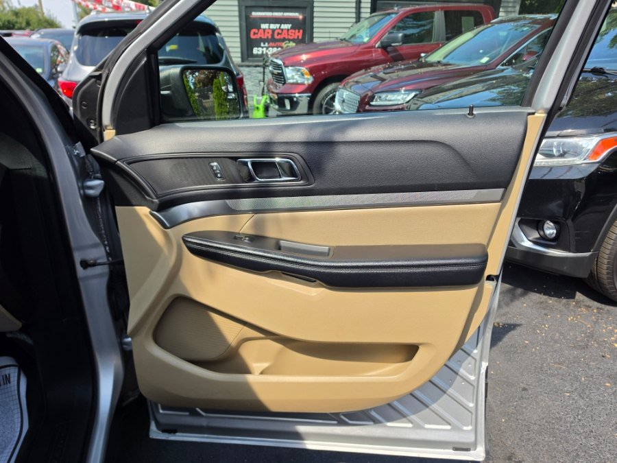 Used 2017 Ford Explorer 4WD image 43